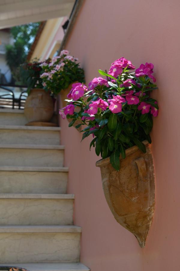 La Maisonette House In The Heart Of Liapades Close To Rovinia Beach & Paleokastritsa Exteriér fotografie